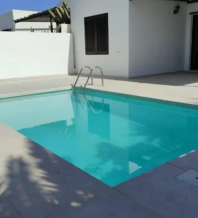 Villa Jesp. Fantastica Vivienda Con Piscina Climatizada. Playa Blanca (Lanzarote)