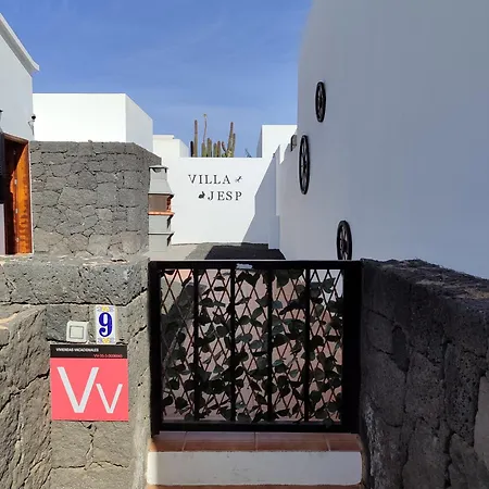 Jesp. Fantastica Vivienda Con Piscina Climatizada.